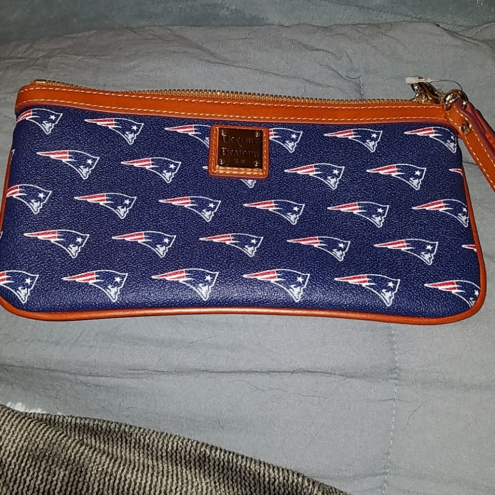 Dooney & Bourke New England Patriots wristlet